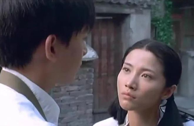 岁男友！大方谈更年期没来月经以为怀孕EVO视讯52岁影后颜丙燕首曝小20(图6)