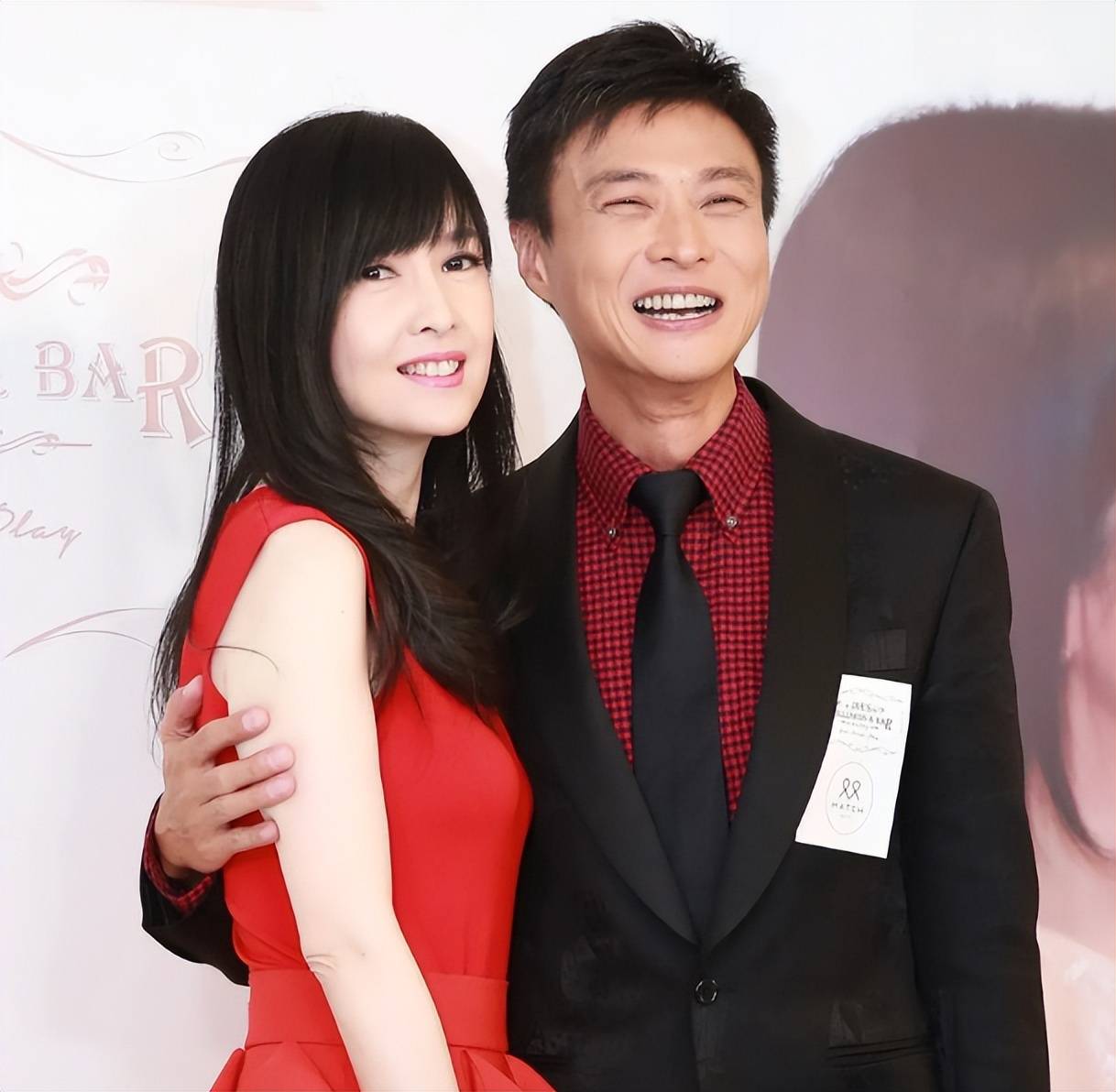 默许出轨、各玩各的、同居20年不领证EVO视讯圈里最奇葩的5对明星夫妇：(图13)